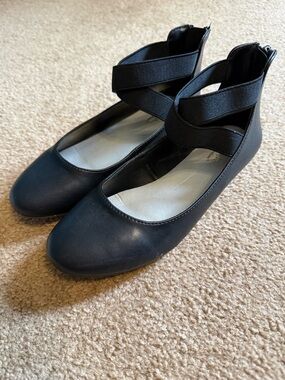 Black Ankle-Strap Ballet Flats kids size 2